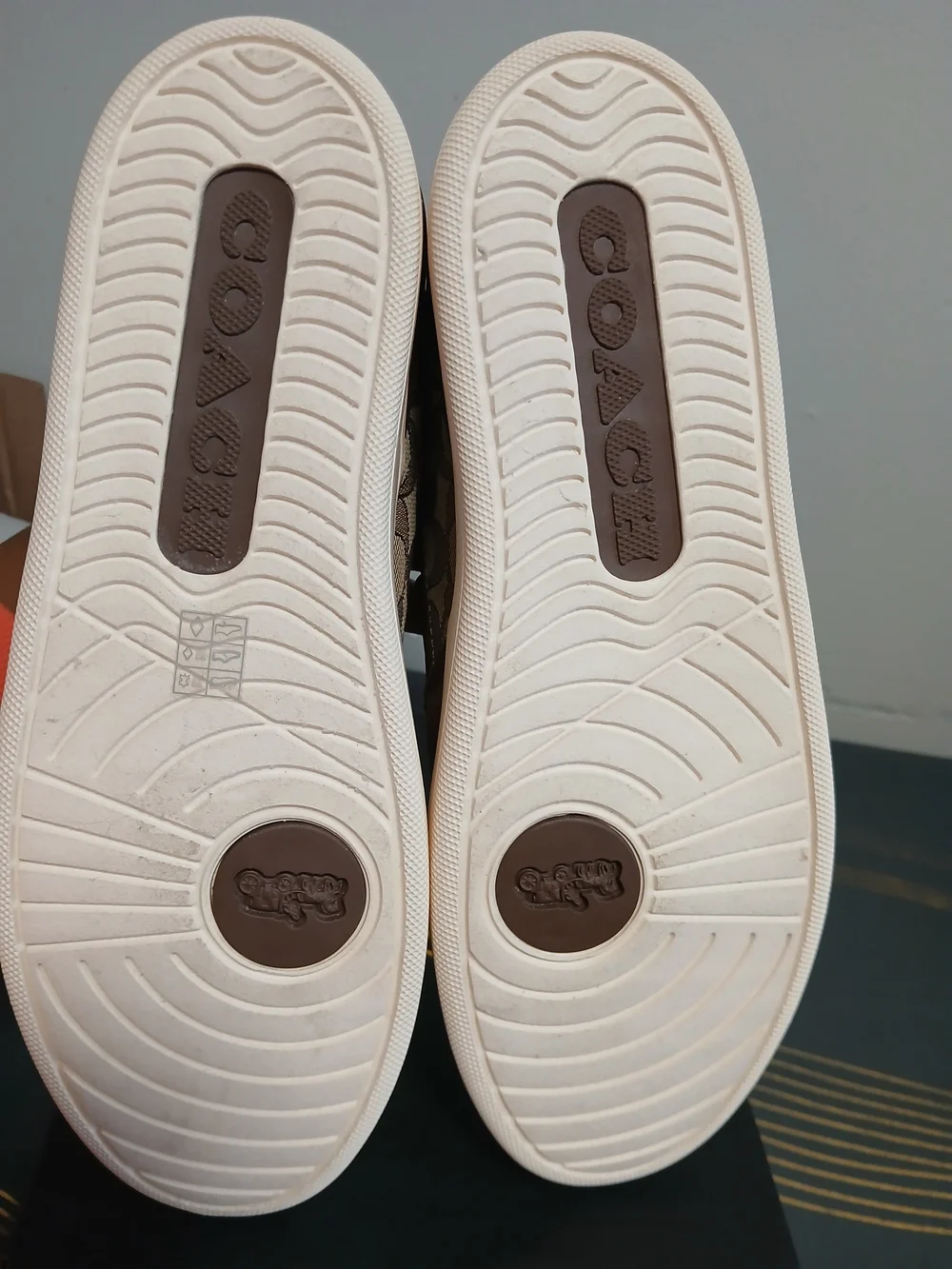 Coach Women’s Brown Signature Slip-On Loafers Size 10B